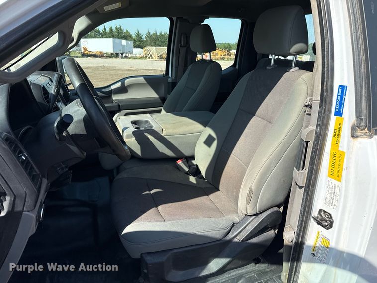 image for item EJ8820 2018 Ford F150 SuperCab pickup truck