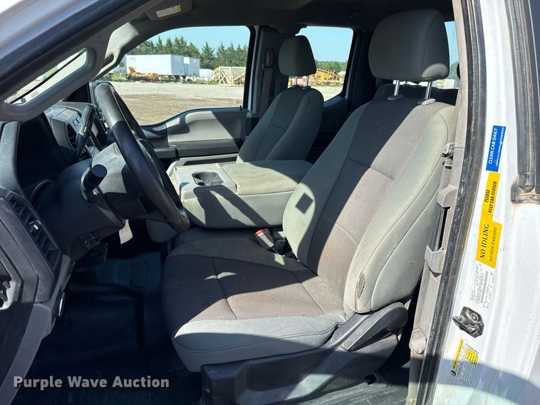 image for item EJ8820 2018 Ford F150 SuperCab pickup truck