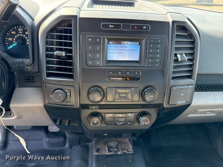 image for item EJ8820 2018 Ford F150 SuperCab pickup truck