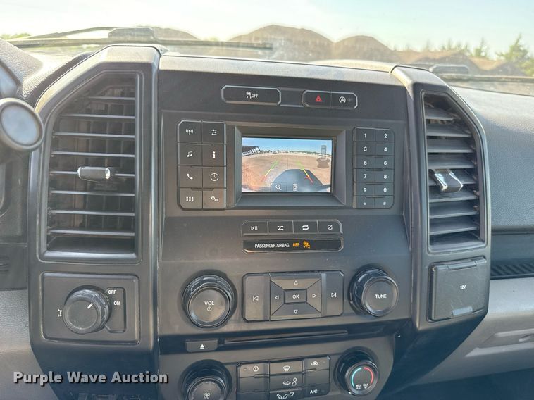 image for item EJ8820 2018 Ford F150 SuperCab pickup truck