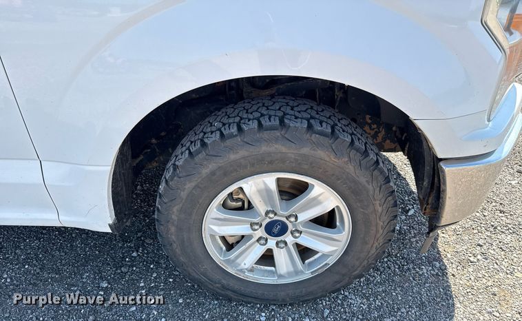 image for item EJ8820 2018 Ford F150 SuperCab pickup truck