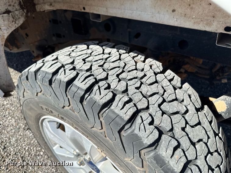 image for item EJ8820 2018 Ford F150 SuperCab pickup truck