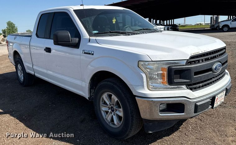 image for item EJ8821 2018 Ford F150 SuperCab pickup truck