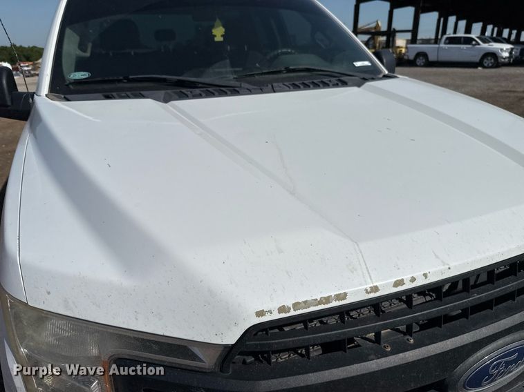 image for item EJ8821 2018 Ford F150 SuperCab pickup truck