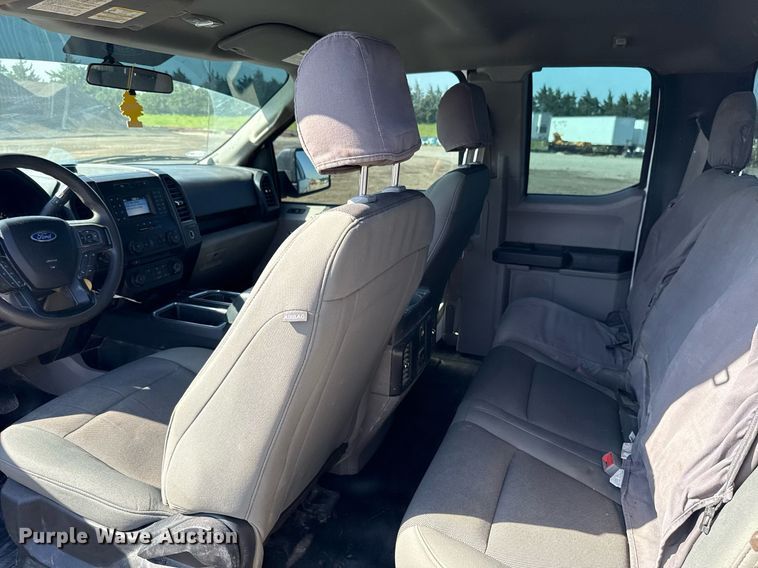 image for item EJ8821 2018 Ford F150 SuperCab pickup truck