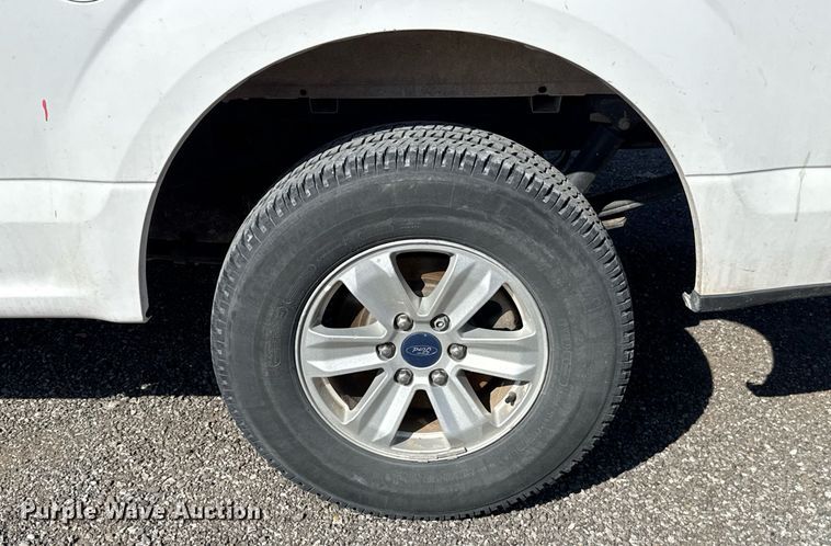 image for item EJ8821 2018 Ford F150 SuperCab pickup truck