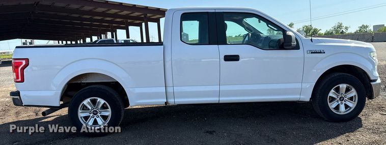 image for item EJ8824 2016 Ford F150 SuperCab pickup truck
