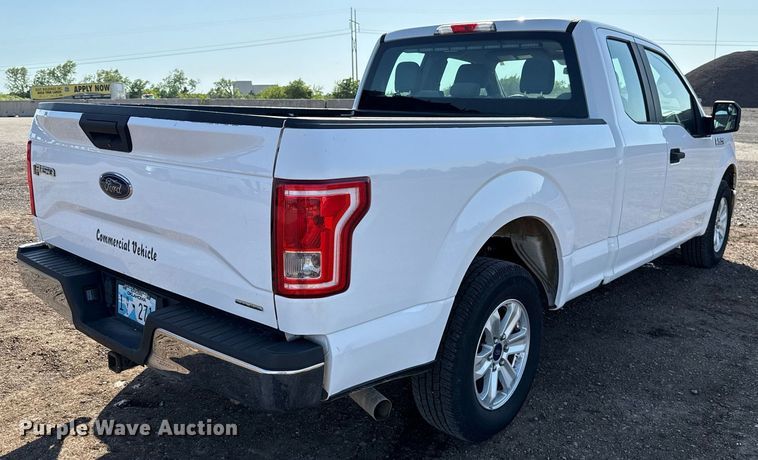 image for item EJ8824 2016 Ford F150 SuperCab pickup truck