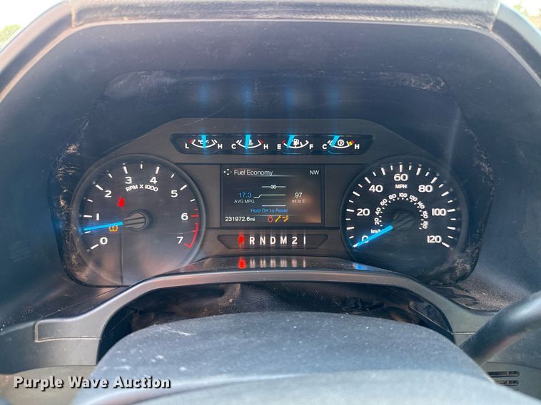 image for item EJ8824 2016 Ford F150 SuperCab pickup truck