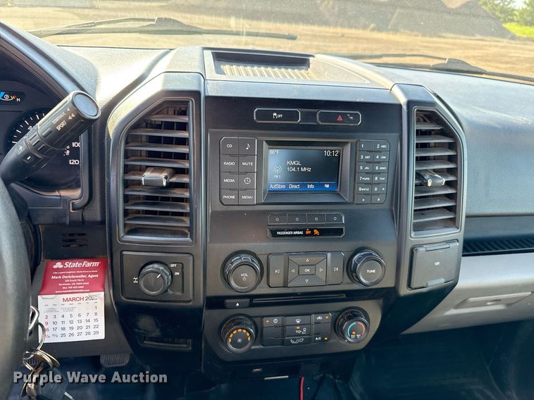 image for item EJ8824 2016 Ford F150 SuperCab pickup truck