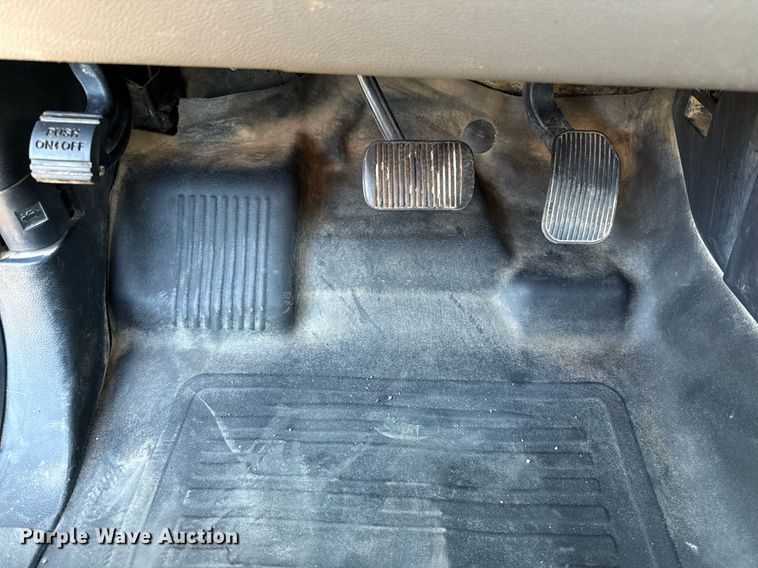 image for item EJ8824 2016 Ford F150 SuperCab pickup truck