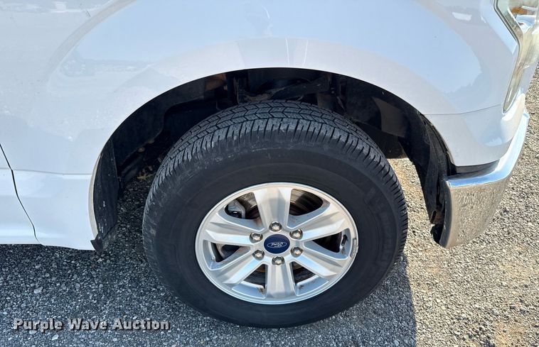 image for item EJ8824 2016 Ford F150 SuperCab pickup truck