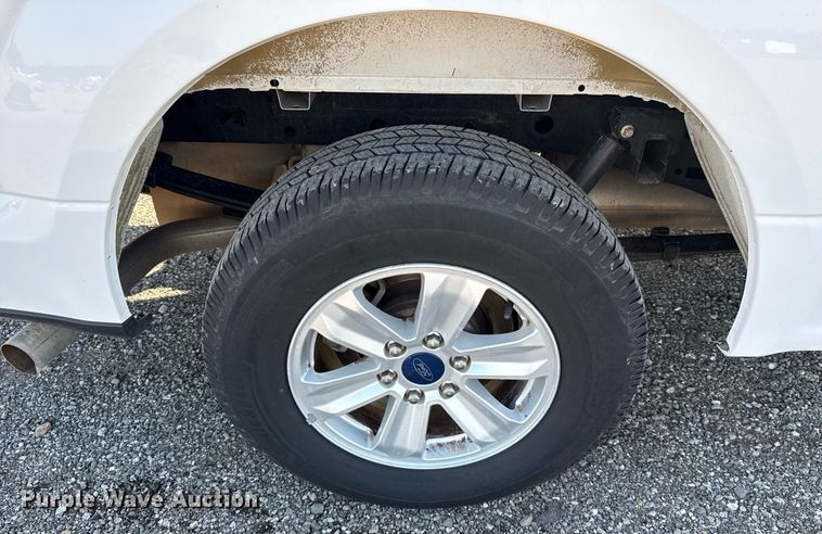 image for item EJ8824 2016 Ford F150 SuperCab pickup truck