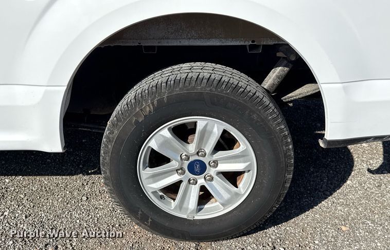 image for item EJ8824 2016 Ford F150 SuperCab pickup truck