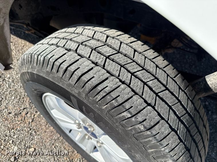 image for item EJ8824 2016 Ford F150 SuperCab pickup truck