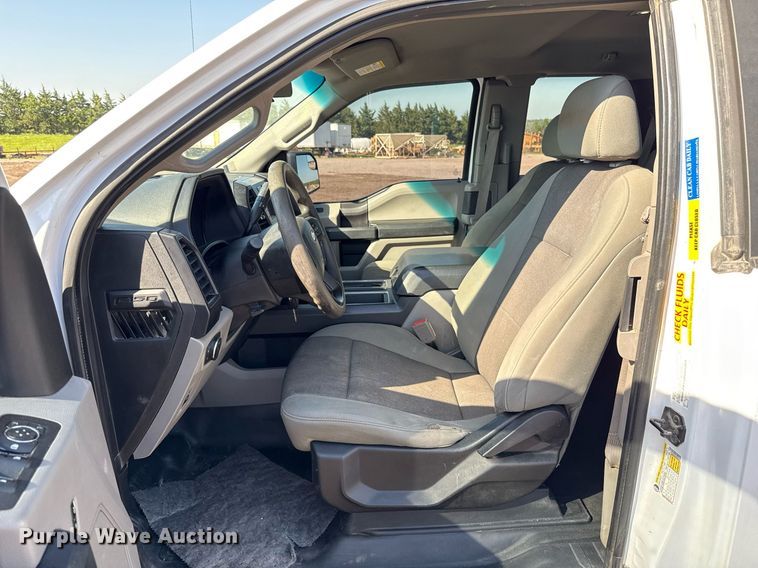 image for item EJ8825 2018 Ford F150 SuperCab pickup truck