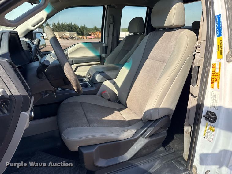 image for item EJ8825 2018 Ford F150 SuperCab pickup truck