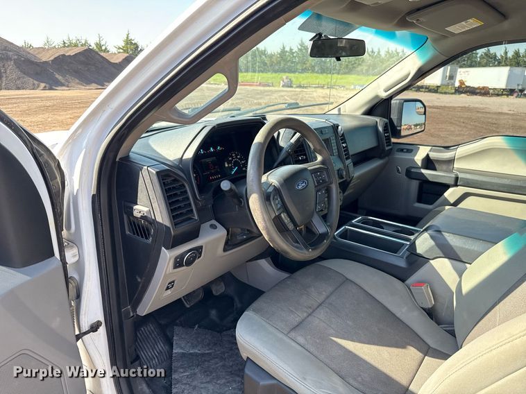 image for item EJ8825 2018 Ford F150 SuperCab pickup truck