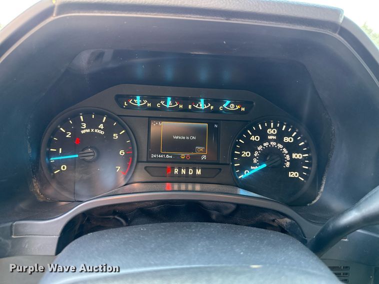 image for item EJ8825 2018 Ford F150 SuperCab pickup truck