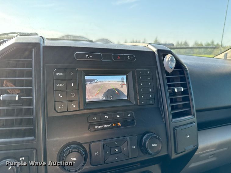 image for item EJ8825 2018 Ford F150 SuperCab pickup truck