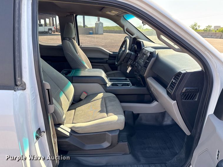 image for item EJ8825 2018 Ford F150 SuperCab pickup truck