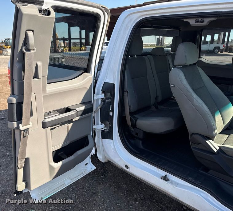 image for item EJ8825 2018 Ford F150 SuperCab pickup truck