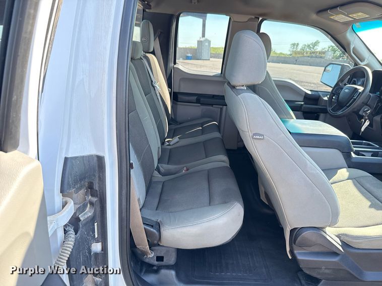 image for item EJ8825 2018 Ford F150 SuperCab pickup truck