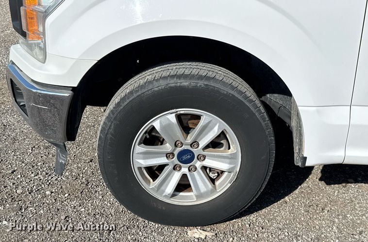 image for item EJ8825 2018 Ford F150 SuperCab pickup truck