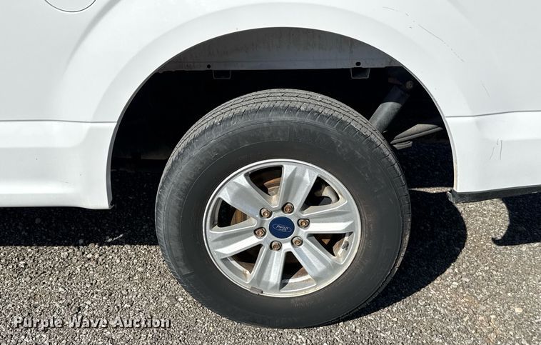 image for item EJ8825 2018 Ford F150 SuperCab pickup truck