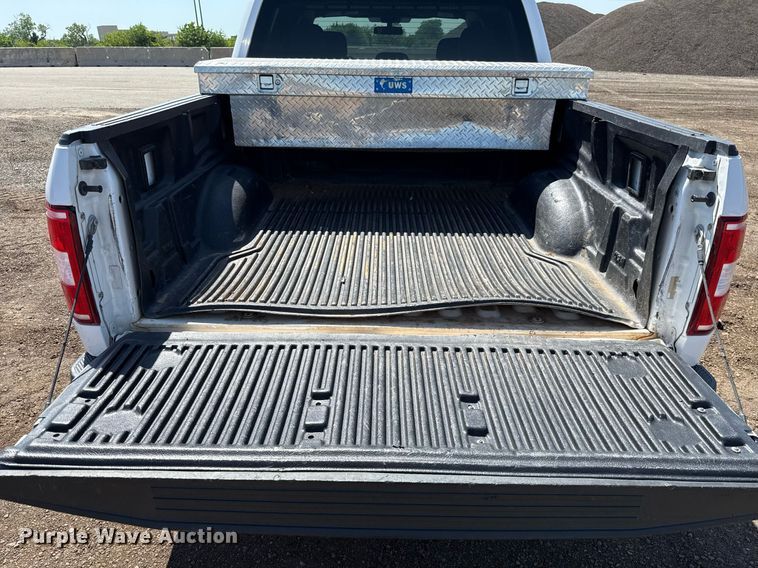 image for item EJ8826 2020 Ford F150 SuperCrew pickup truck