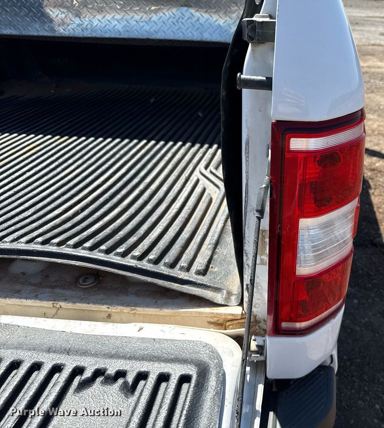 image for item EJ8826 2020 Ford F150 SuperCrew pickup truck