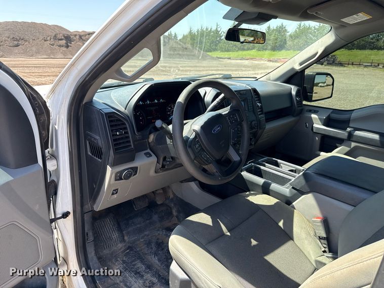 image for item EJ8826 2020 Ford F150 SuperCrew pickup truck