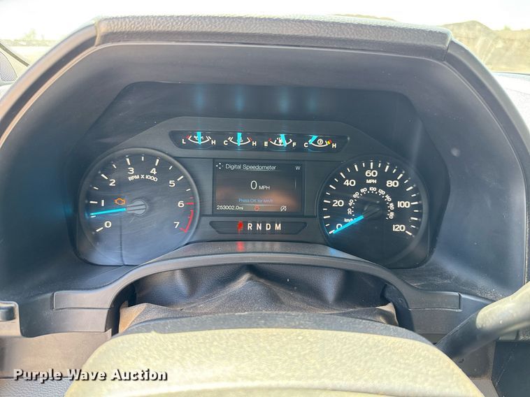 image for item EJ8826 2020 Ford F150 SuperCrew pickup truck