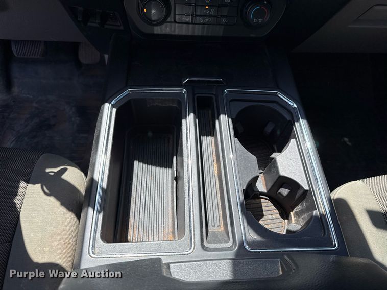 image for item EJ8826 2020 Ford F150 SuperCrew pickup truck