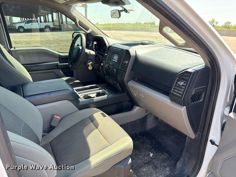 image for item EJ8826 2020 Ford F150 SuperCrew pickup truck