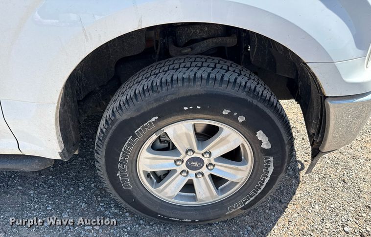 image for item EJ8826 2020 Ford F150 SuperCrew pickup truck