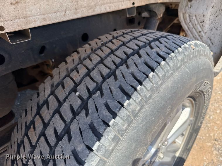 image for item EJ8826 2020 Ford F150 SuperCrew pickup truck