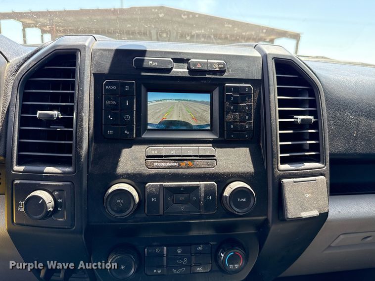 image for item EJ8830 2020 Ford F150 SuperCrew pickup truck