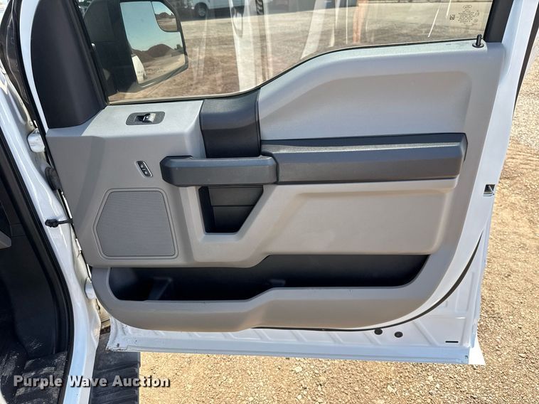 image for item EJ8830 2020 Ford F150 SuperCrew pickup truck