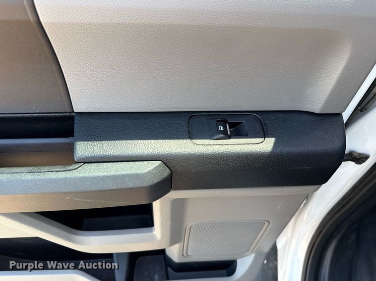 image for item EJ8830 2020 Ford F150 SuperCrew pickup truck