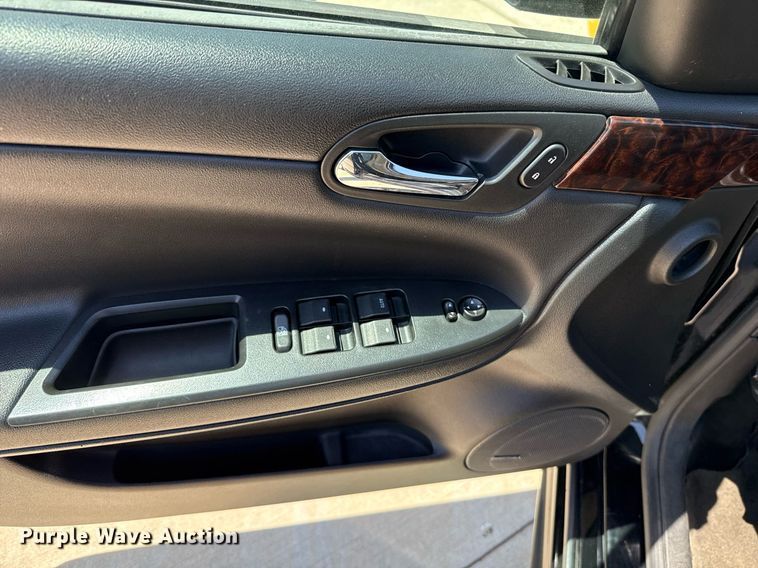 image for item EJ8832 2013 Chevrolet Impala LTZ 