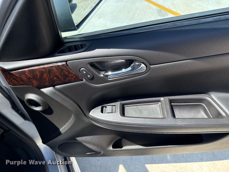 image for item EJ8833 2013 Chevrolet Impala LTZ 