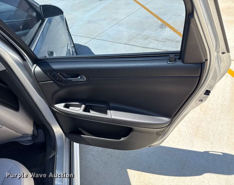 image for item EJ8833 2013 Chevrolet Impala LTZ 