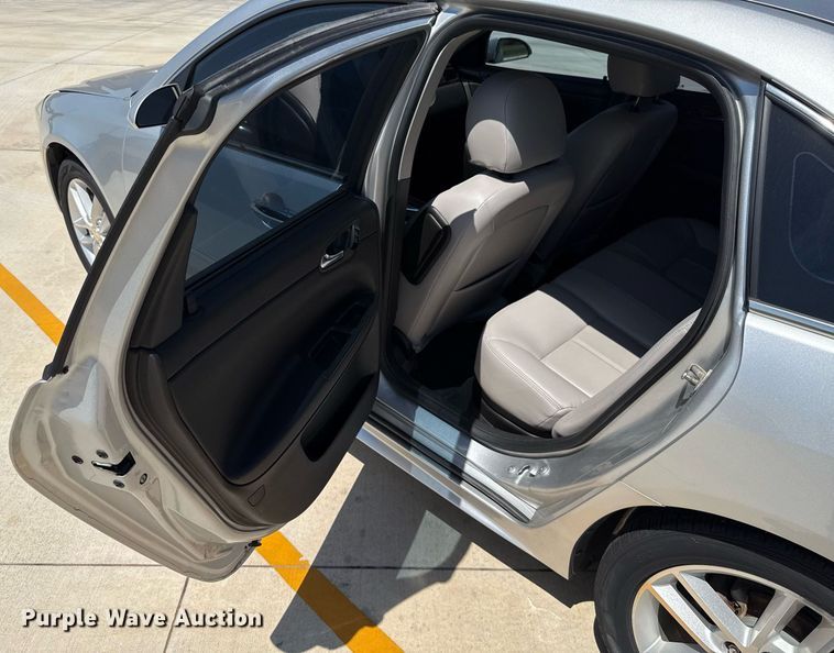 image for item EJ8833 2013 Chevrolet Impala LTZ 