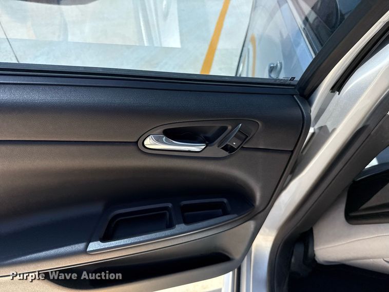 image for item EJ8833 2013 Chevrolet Impala LTZ 