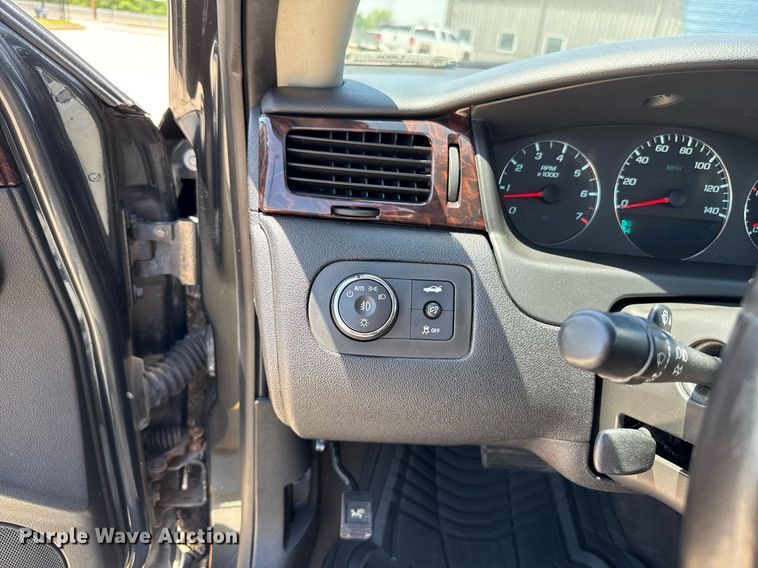 image for item EJ8834 2014 Chevrolet Impala Limited LTZ 