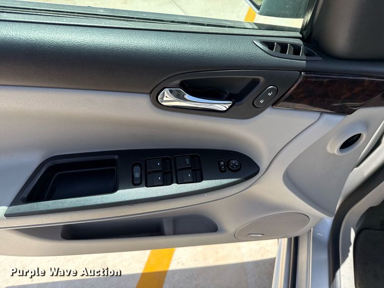 image for item EJ8836 2014 Chevrolet Impala Limited LTZ 