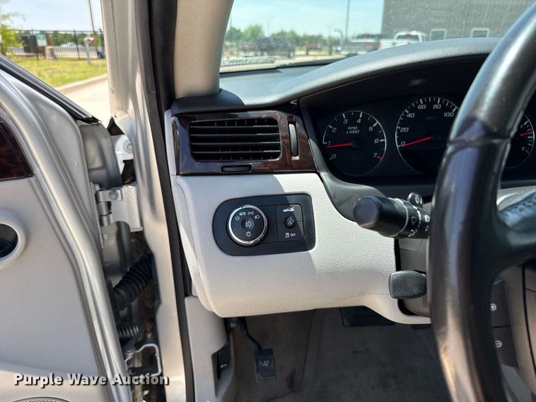 image for item EJ8836 2014 Chevrolet Impala Limited LTZ 