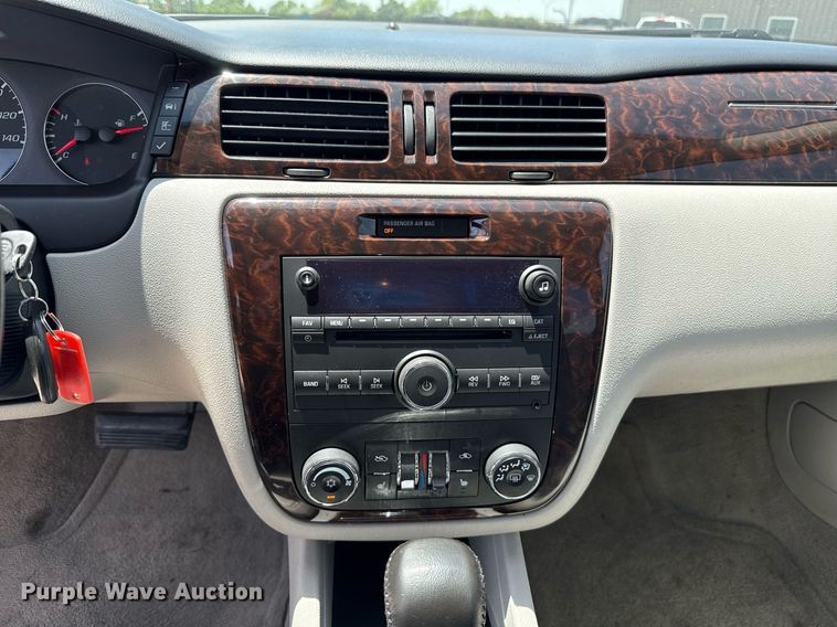 image for item EJ8836 2014 Chevrolet Impala Limited LTZ 