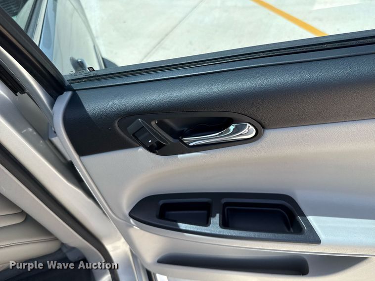 image for item EJ8836 2014 Chevrolet Impala Limited LTZ 